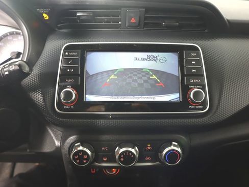 Used 2021 Nissan Kicks S image 13