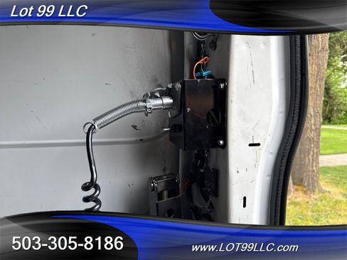 Used 2019 Chevrolet Express 3500 w/ Driver Convenience Package image 57