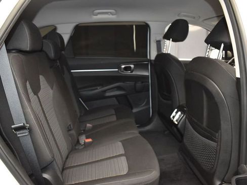 New 2025 Kia Sorento EX w/ Panoramic Sunroof Package AWD/4WD image 11