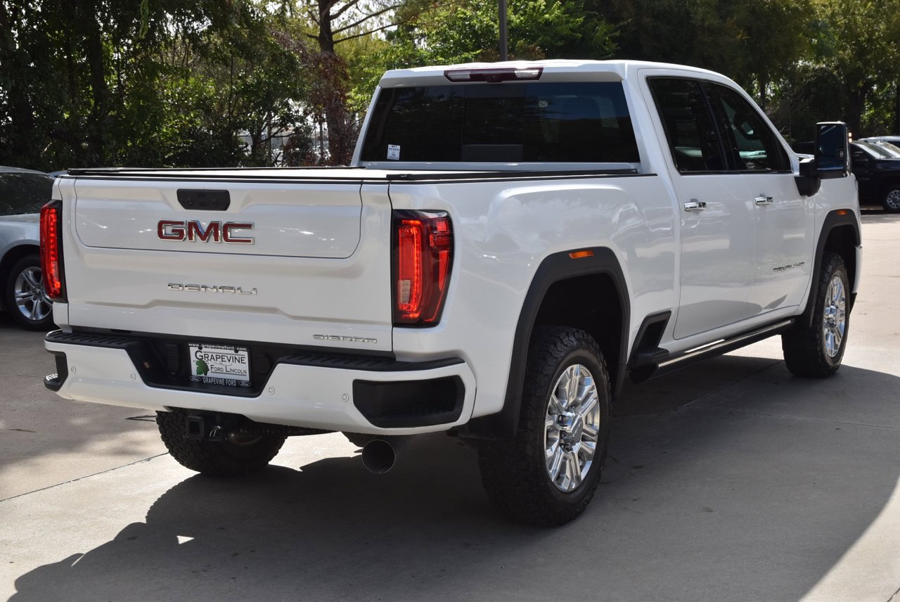 Used 2022 GMC Sierra 3500 Denali w/ Denali Ultimate Package AWD/4WD image 8