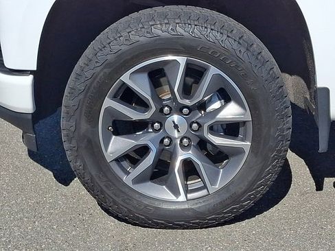 Used 2021 Chevrolet Silverado 1500 RST AWD/4WD image 8