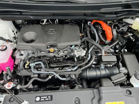 New 2026 Toyota Sienna XLE Woodland Edition image 9