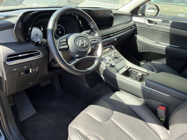 Used 2024 Hyundai Palisade SEL w/ Premium Package FWD image 15