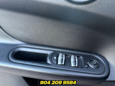 Used 2017 MINI Cooper Countryman FWD image 17