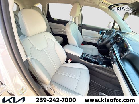New 2026 Kia Sorento S FWD image 13