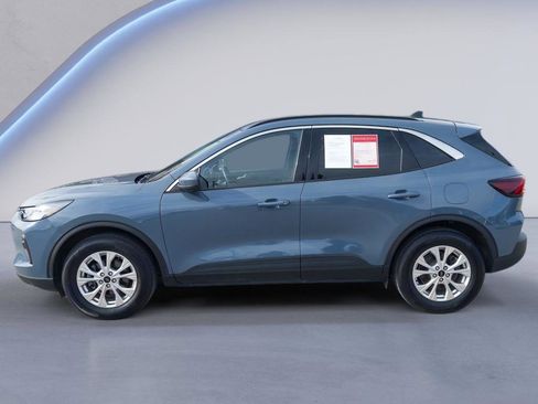 Used 2023 Ford Escape Active w/ Tech Pack #2 image 3