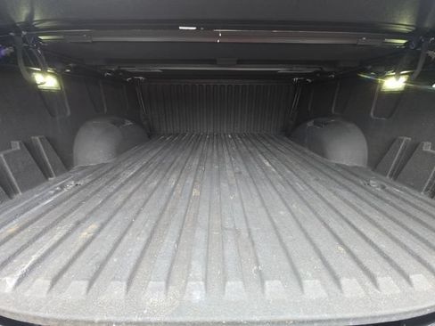 Used 2022 Toyota Tundra Platinum w/ Advanced Package AWD/4WD image 13