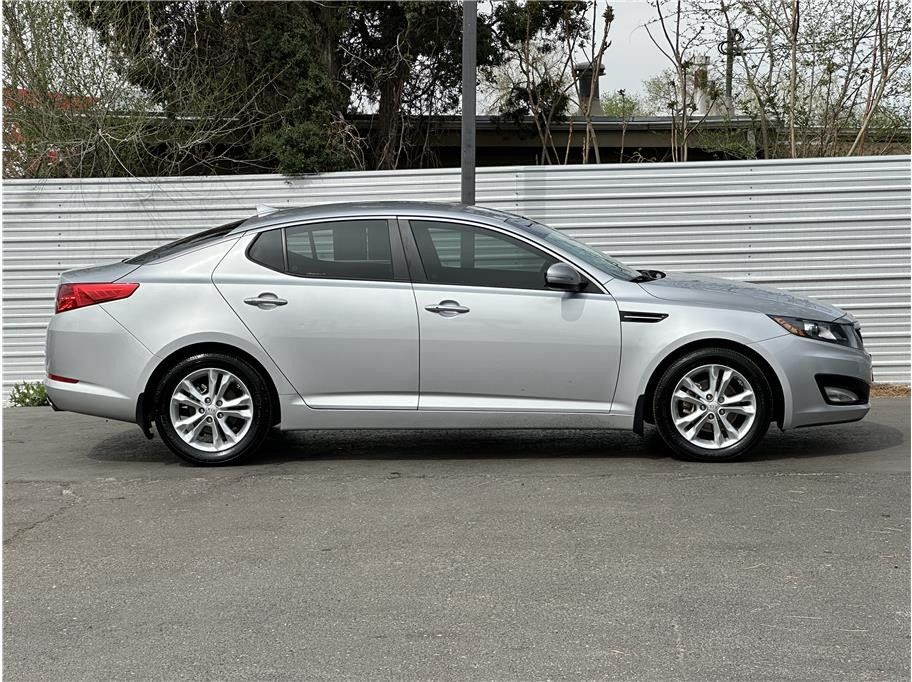 Used 2013 Kia Optima EX FWD image 10