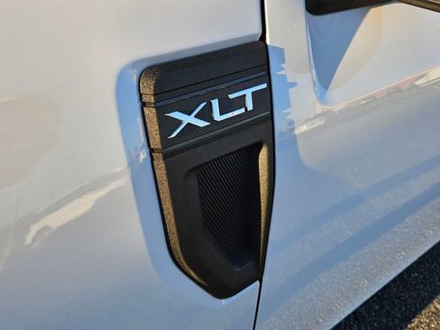 New 2026 Ford Maverick XLT w/ XLT Luxury Package image 19