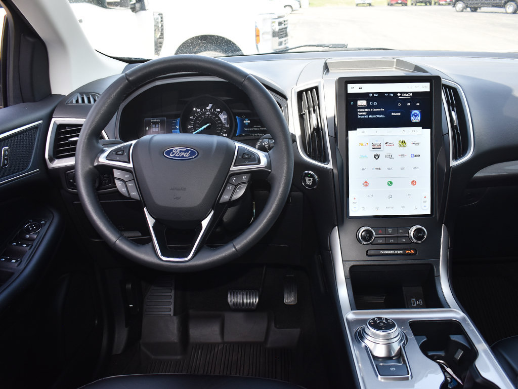 Used 2024 Ford Edge SEL w/ Convenience Package AWD/4WD image 17