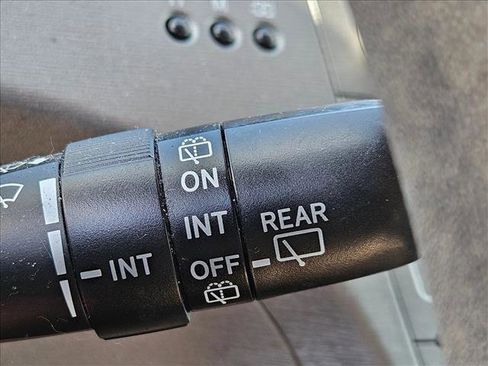 Used 2014 Toyota Prius Three FWD image 12