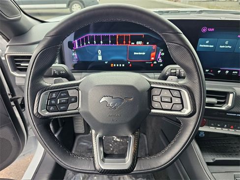 Used 2024 Ford Mustang GT Premium image 15