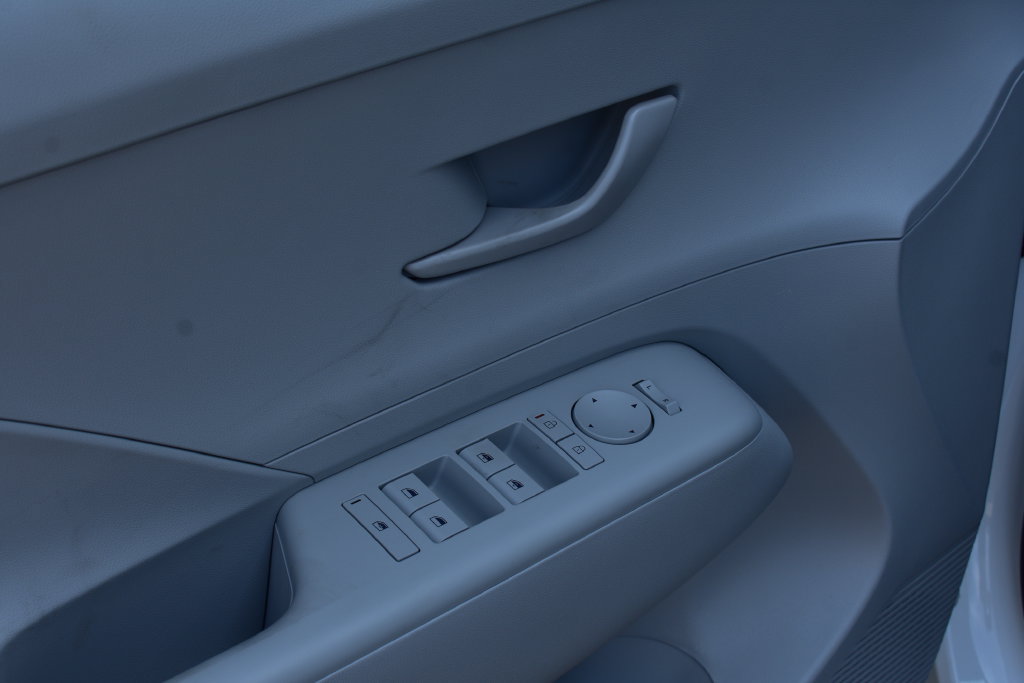 New 2027 Hyundai Kona SEL Sport FWD image 14