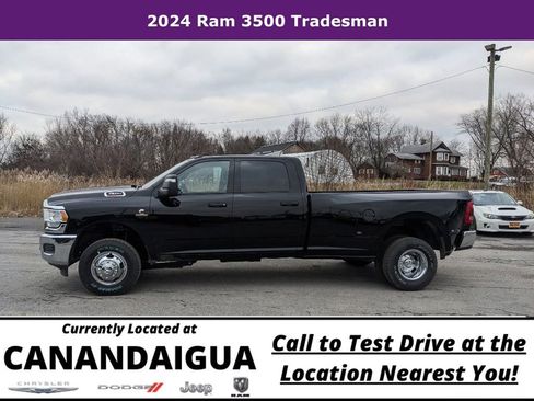 New 2024 RAM 3500 Tradesman w/ Chrome Appearance Group AWD/4WD image 4
