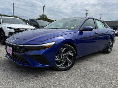 New 2025 Hyundai Elantra Limited