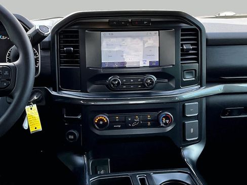 Used 2021 Ford F150 XL w/ STX Appearance Package RWD image 9