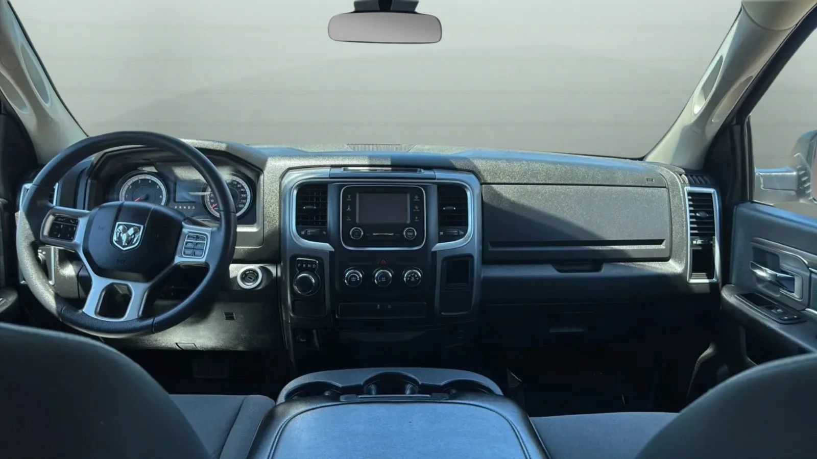 Used 2021 RAM 1500 Classic SLT RWD image 33