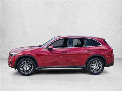 Used 2026 Mercedes-Benz GLC 300 image 9