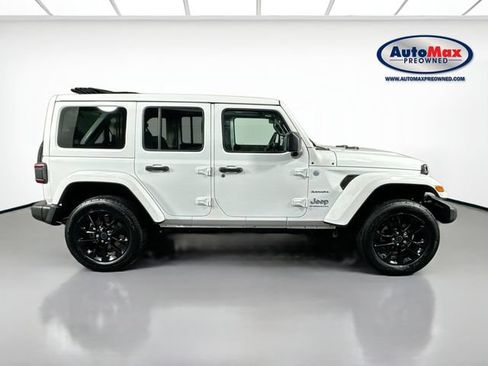Used 2024 Jeep Wrangler Unlimited Sahara AWD/4WD image 10