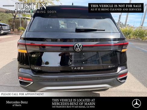 Used 2025 Volkswagen Taos SEL AWD/4WD image 4