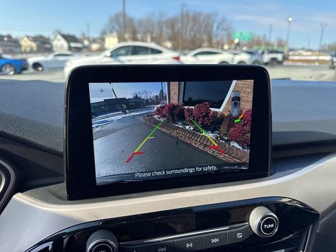 Used 2022 Ford Escape SEL image 26