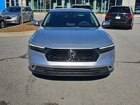 Used 2024 Honda Accord EX image 11