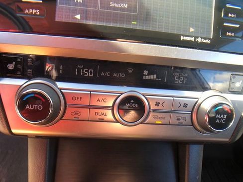 Used 2016 Subaru Outback 2.5i Limited image 18