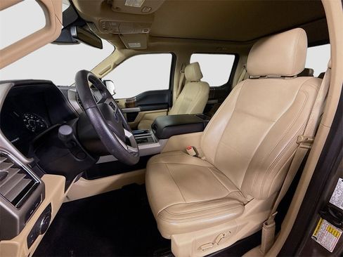 Used 2016 Ford F150 Lariat w/ Equipment Group 502A Luxury image 15