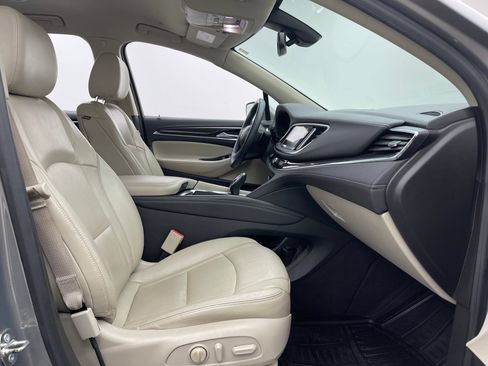 Used 2018 Buick Enclave Premium FWD image 33