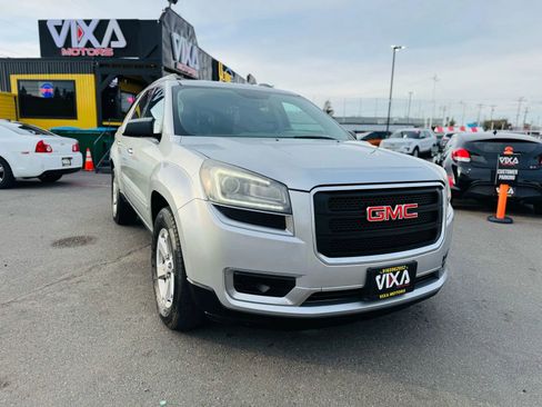 Used 2015 GMC Acadia SLE image 3