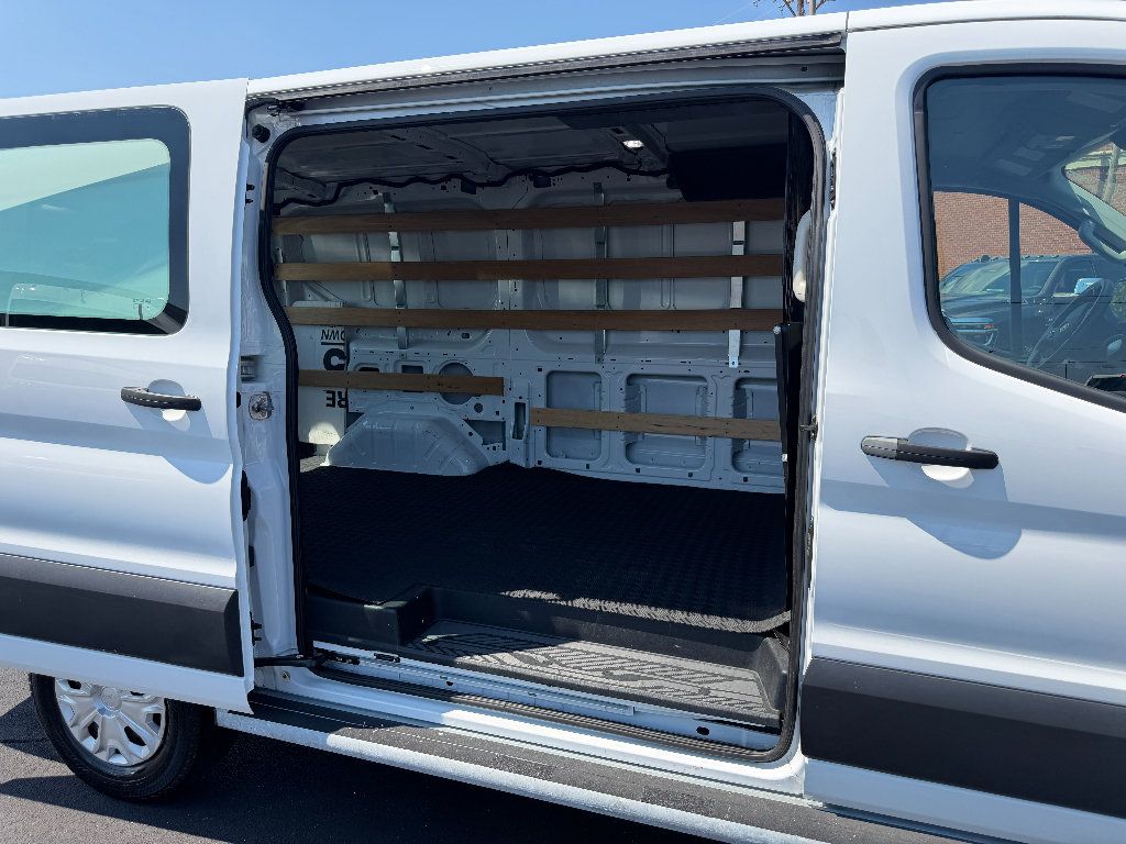 Used 2025 Ford Transit 250 Low Roof w/ Exterior Upgrade Package RWD image 20