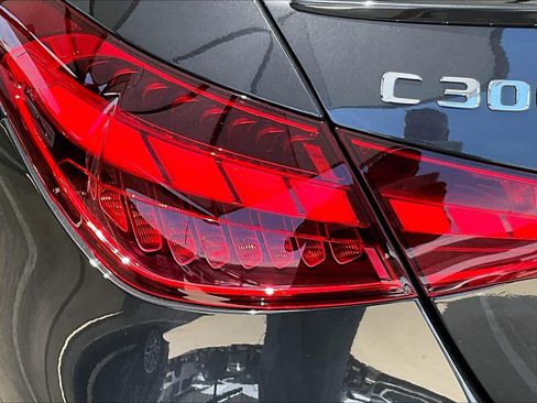 Used 2023 Mercedes-Benz C 300 Sedan image 27