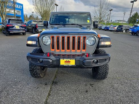 Used 2023 Jeep Gladiator Rubicon w/ Cold Weather Group image 9