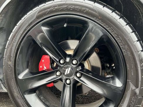 Used 2017 Dodge Challenger R/T Plus RWD image 8