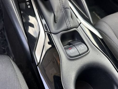 Used 2022 Toyota Corolla LE FWD image 21
