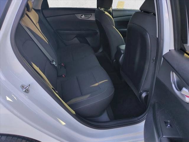 Used 2019 Kia Forte LXS FWD image 19