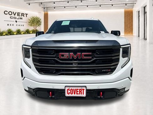 Used 2023 GMC Sierra 1500 AT4 w/ AT4 Premium Package AWD/4WD image 3
