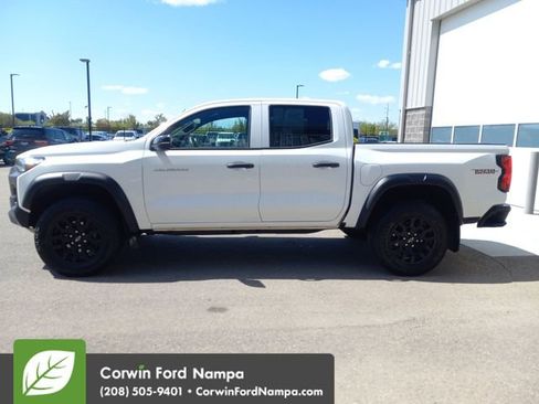 Used 2024 Chevrolet Colorado Trail Boss w/ LPO, Skid Plate Package AWD/4WD image 6