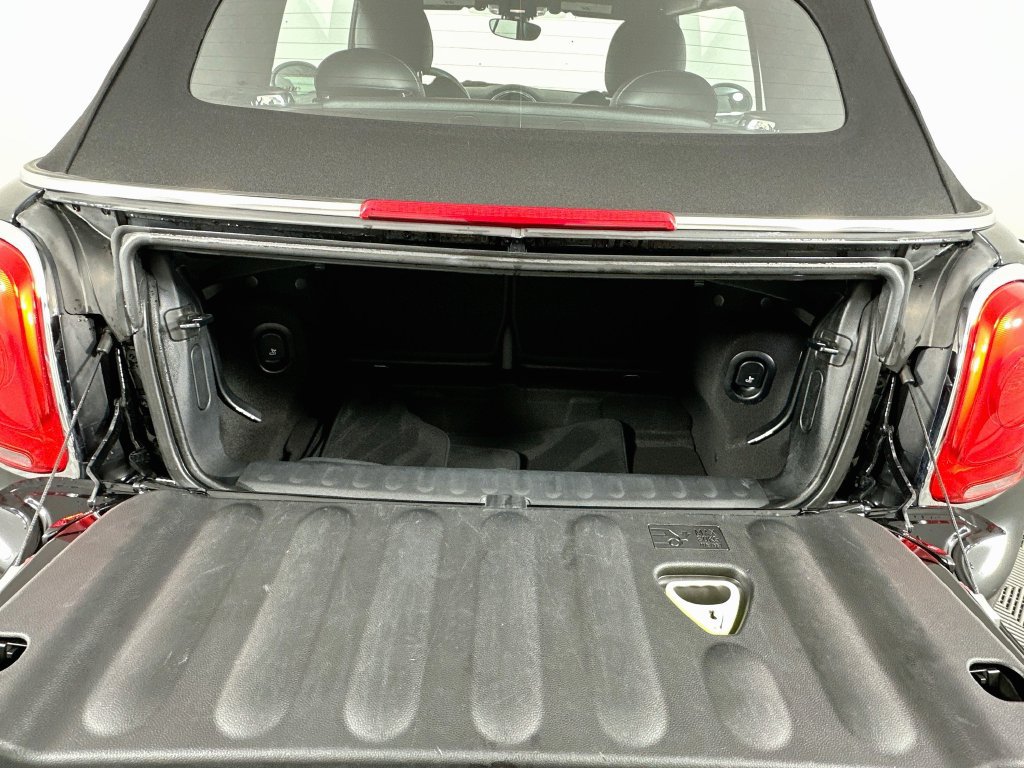 Used 2016 MINI Cooper Convertible FWD image 25