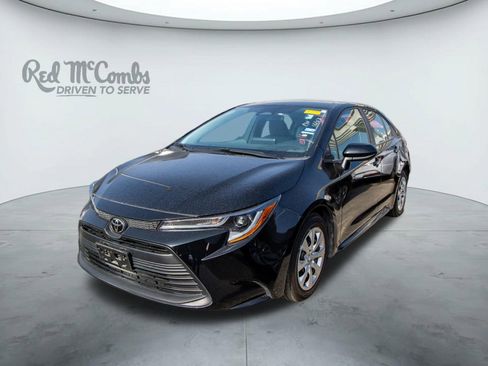 Used 2024 Toyota Corolla LE image 1