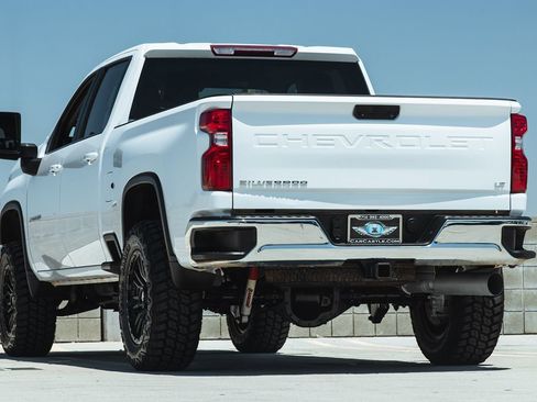 Used 2024 Chevrolet Silverado 2500 LT image 10