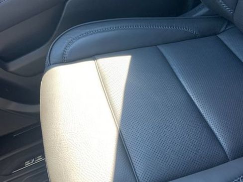 Used 2026 GMC Yukon Denali w/ LPO, Floor Liner Package AWD/4WD image 34