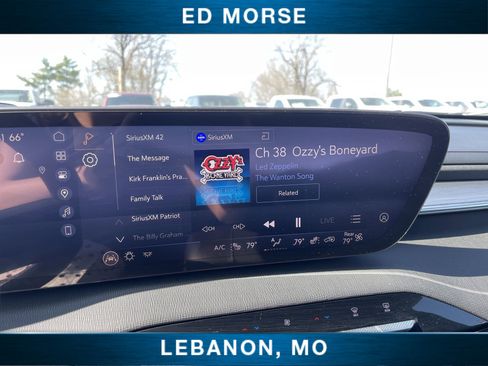 Used 2025 Buick Enclave Preferred image 13