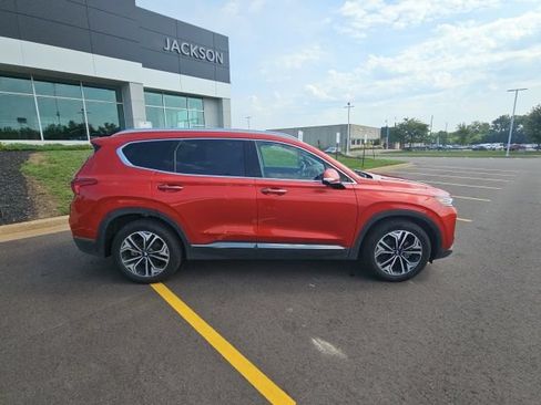 Used 2020 Hyundai Santa Fe Limited AWD/4WD image 9
