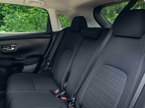 Used 2026 Honda HR-V LX image 18