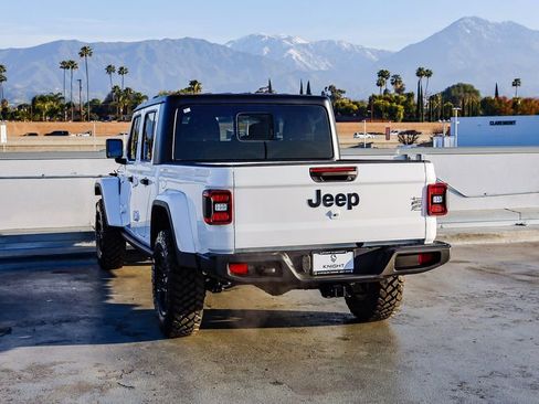 New 2026 Jeep Gladiator Willys image 7