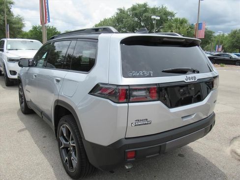 New 2026 Jeep Cherokee Overland w/ Advanced Pro Tech Group AWD/4WD image 5