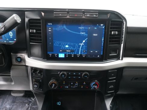 Used 2024 Ford F250 XLT w/ XLT Premium Package AWD/4WD image 22