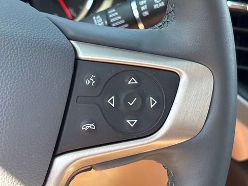 Used 2023 GMC Acadia Denali AWD/4WD image 24
