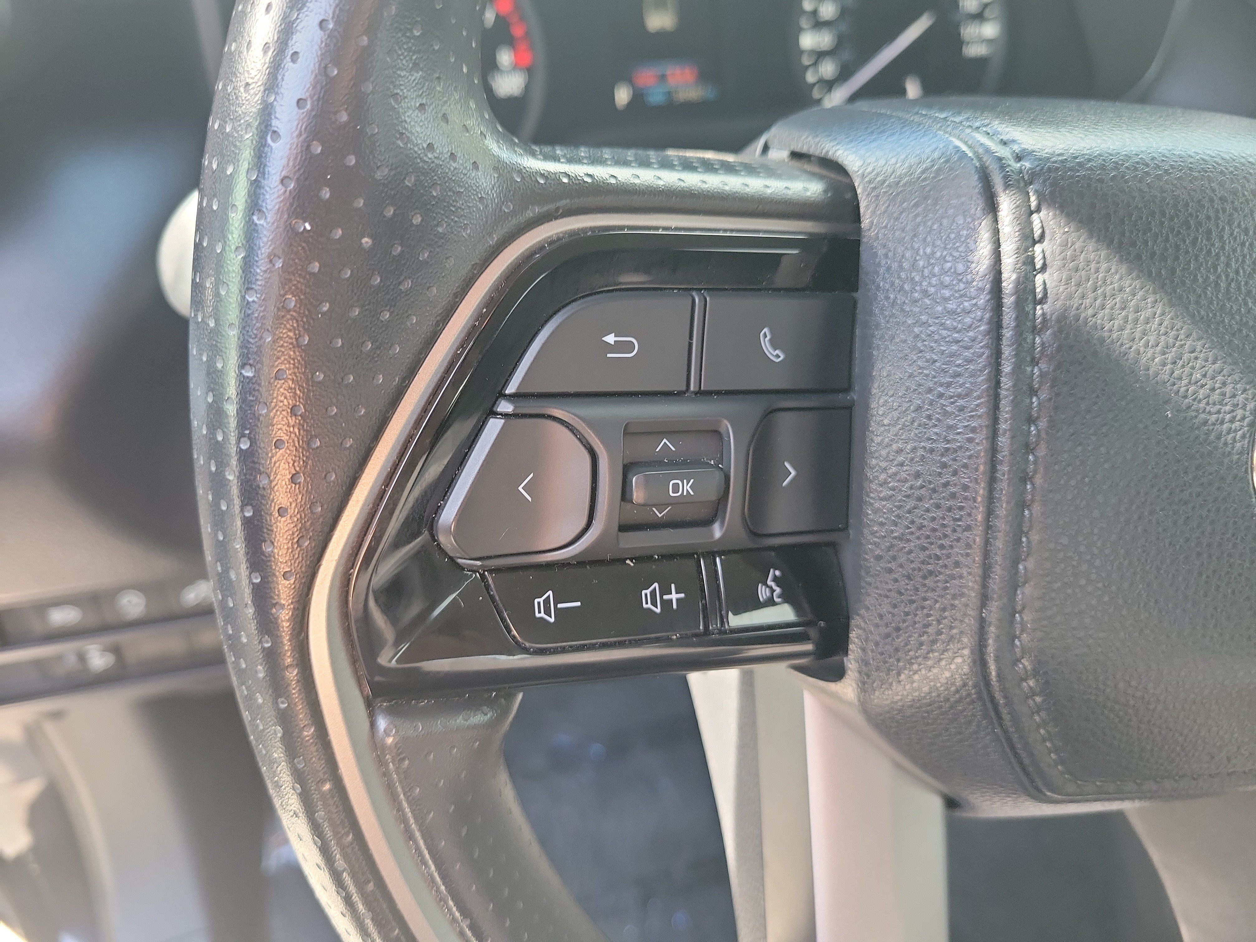 Used 2024 Toyota Tundra SR5 w/ SR5 Convenience Package AWD/4WD image 25